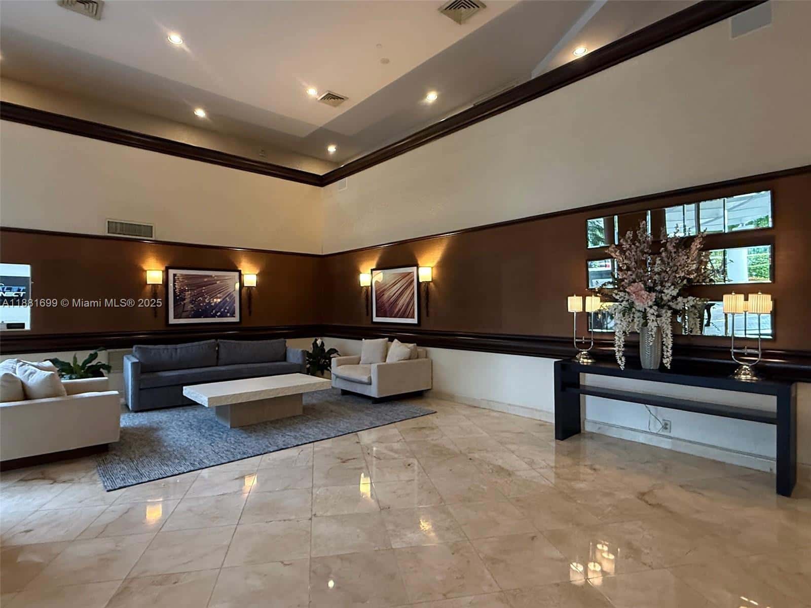 3400 NE 192nd St # 2103, Aventura FL 33180