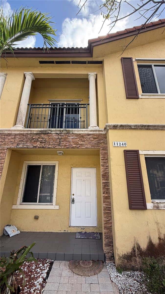 11240 SW 230th Ter # 11240, Miami FL 33170