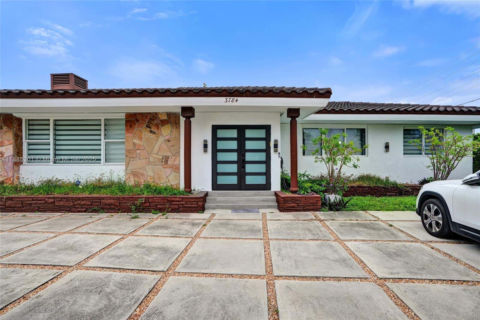 3784 Sheridan Ave, Miami Beach FL 33140