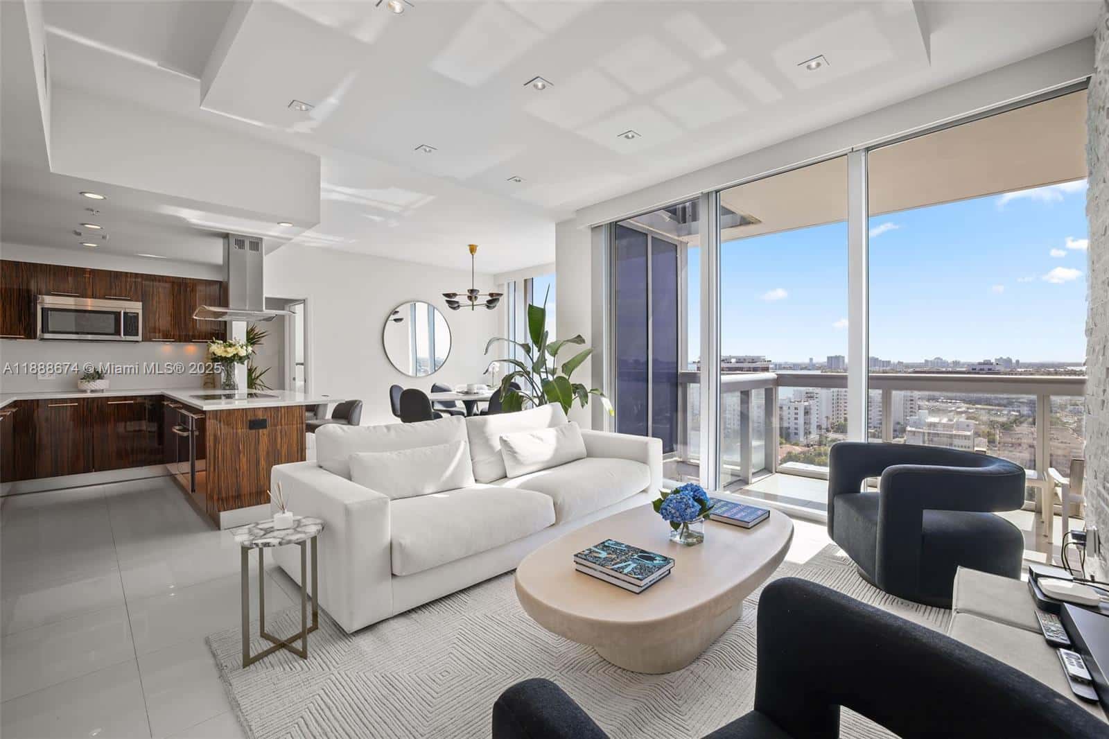 6899 Collins Ave # 1610, Miami Beach FL 33141