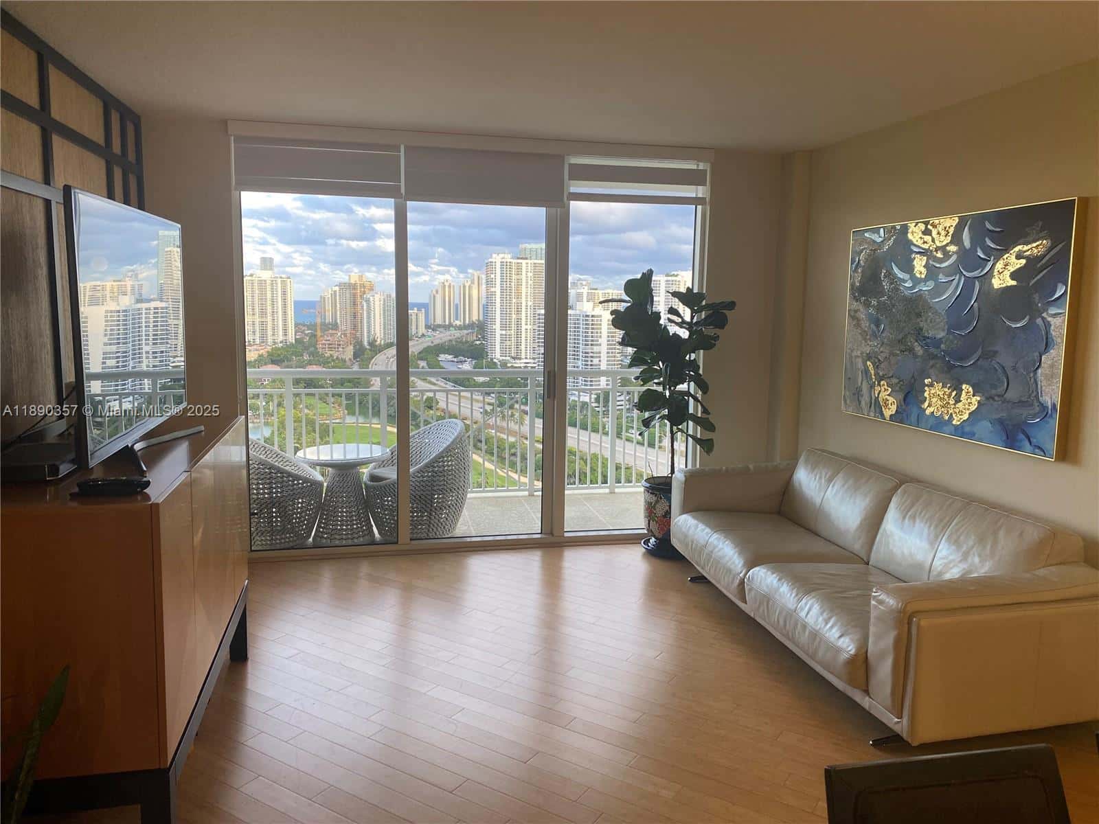19501 W Country Club Dr # 2515, Aventura FL 33180