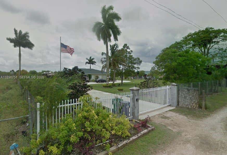 18760 SW 238th ST, Homestead FL 33031