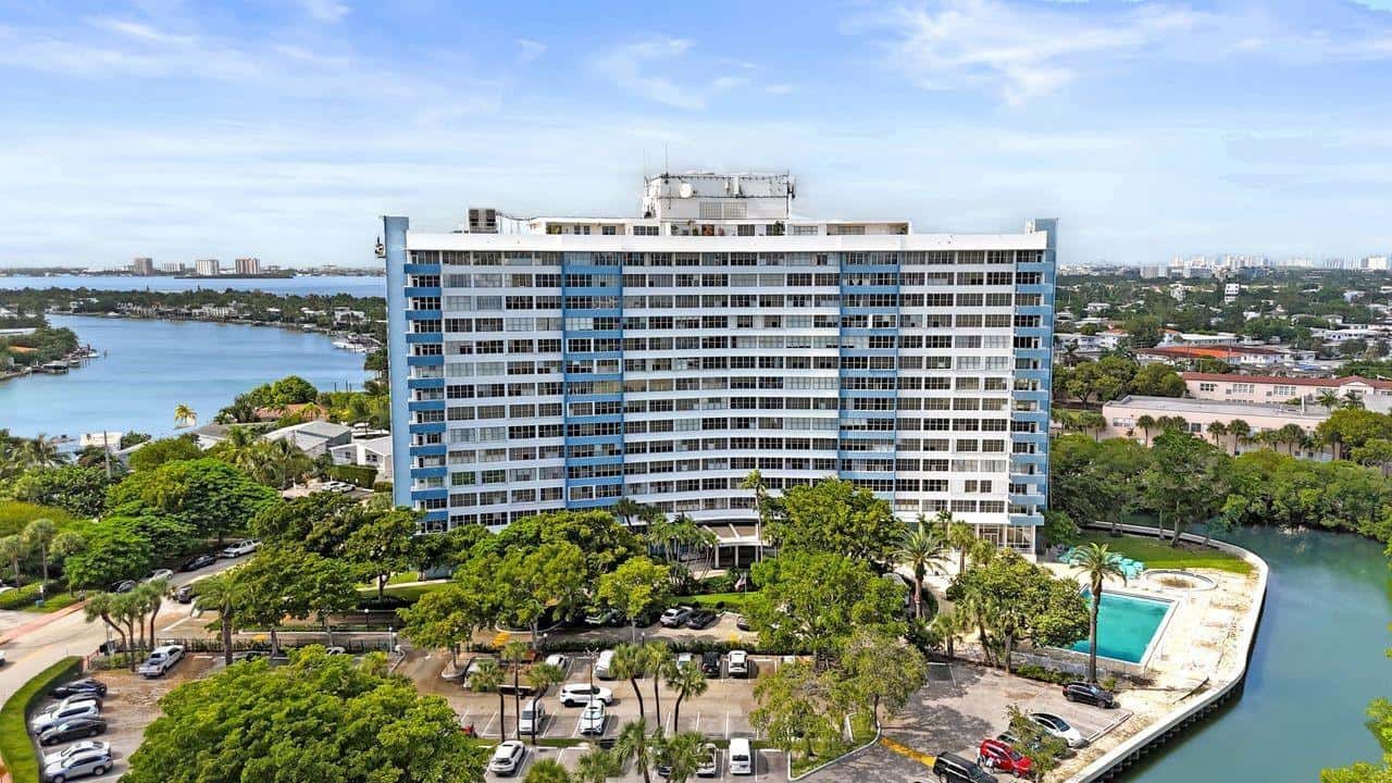 7441 Wayne Avenue # 10c, Miami Beach FL 33141