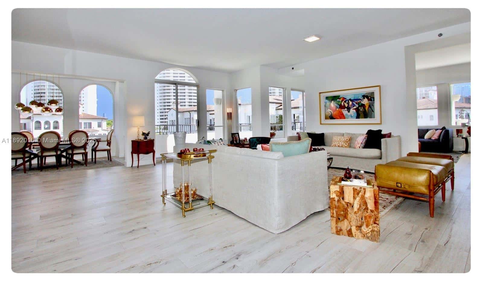 3500 Island Blvd, Aventura FL 33160