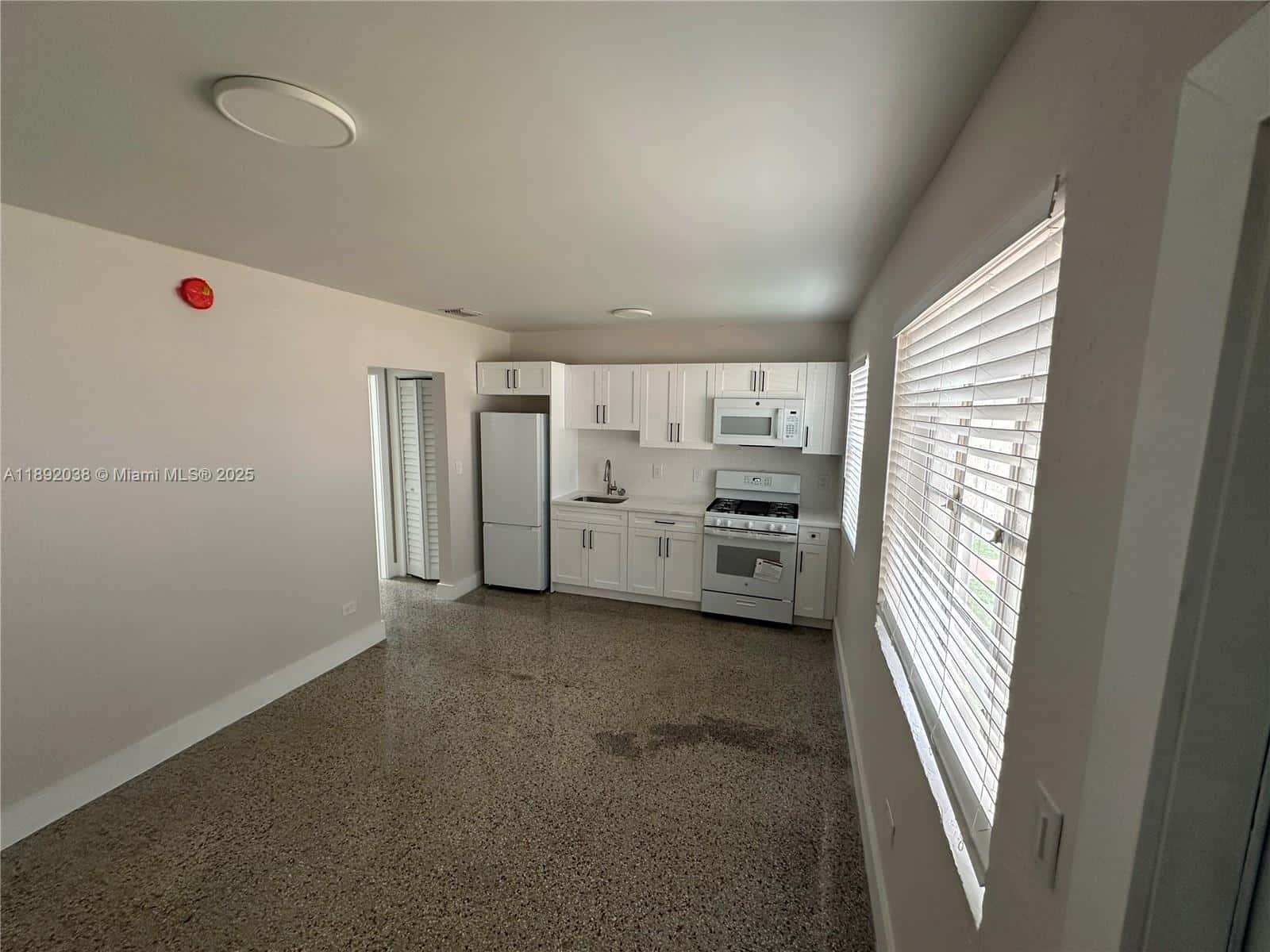 211 SW 18th Ave # 2, Miami FL 33135