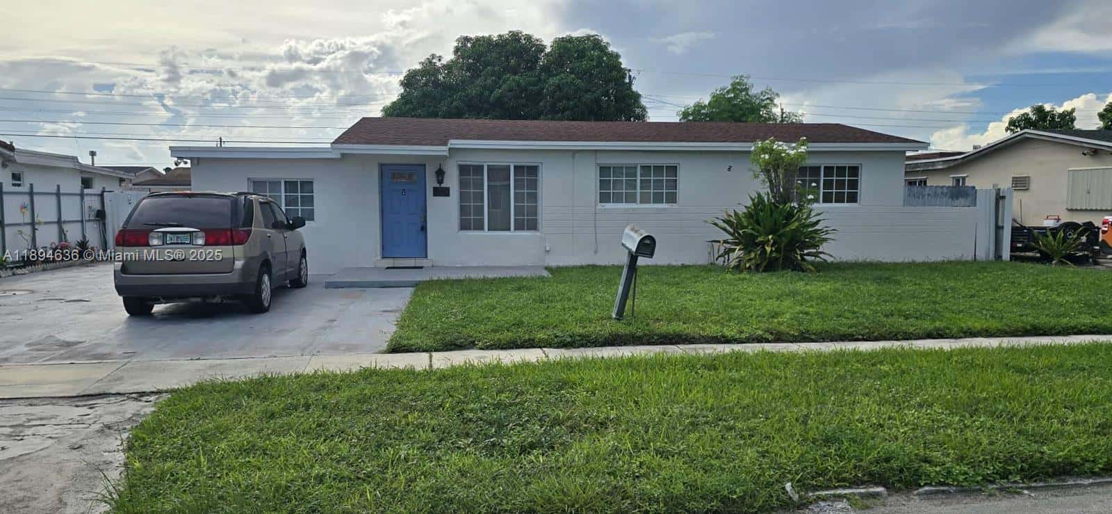 7160 W 10th Ave, Hialeah FL 33014