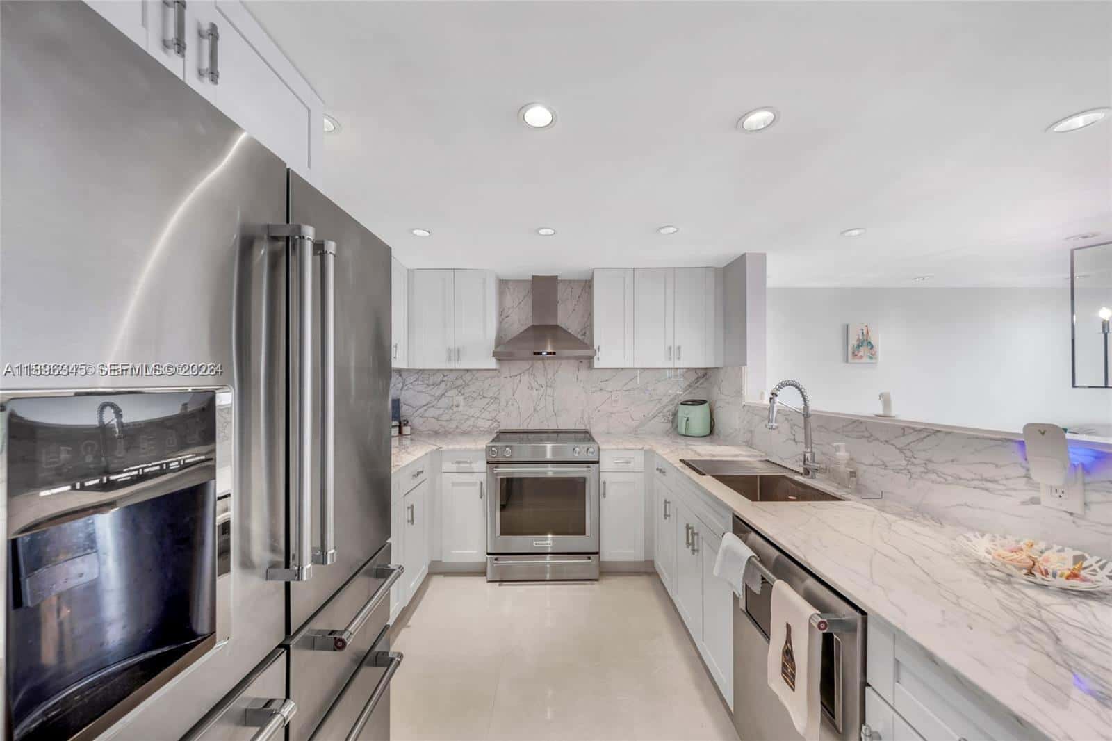 5838 Collins Ave # 2F, Miami Beach FL 33140