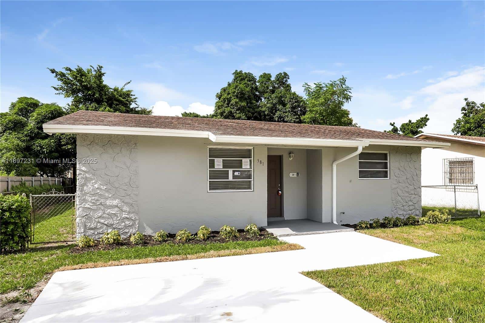 381 NE 164th St # 0, Miami FL 33162