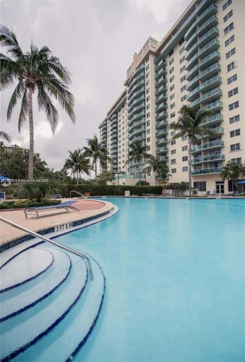 19380 Collins Ave # 224, Sunny Isles Beach FL 33160