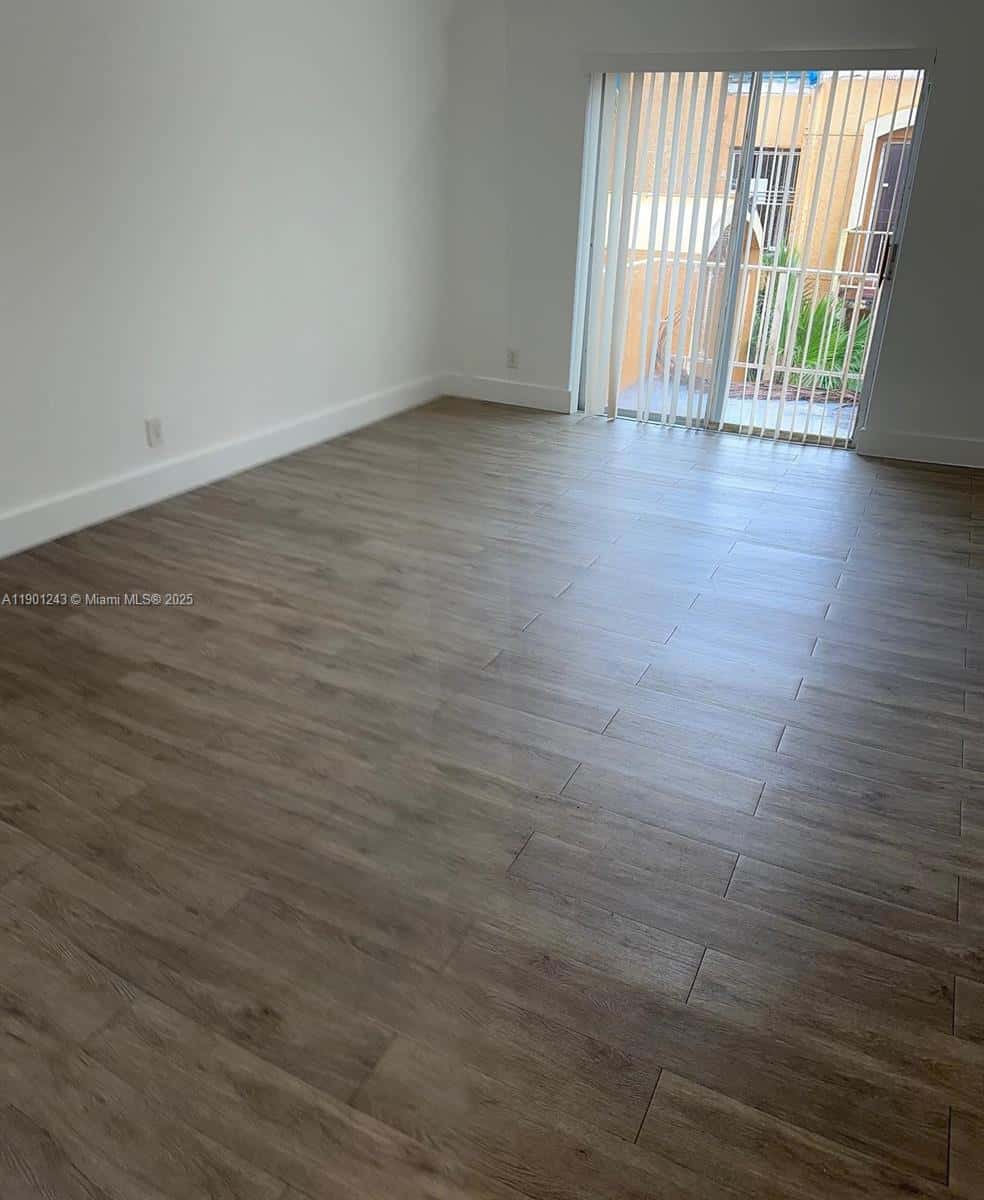 18101 NW 68th Ave # E210, Hialeah FL 33015