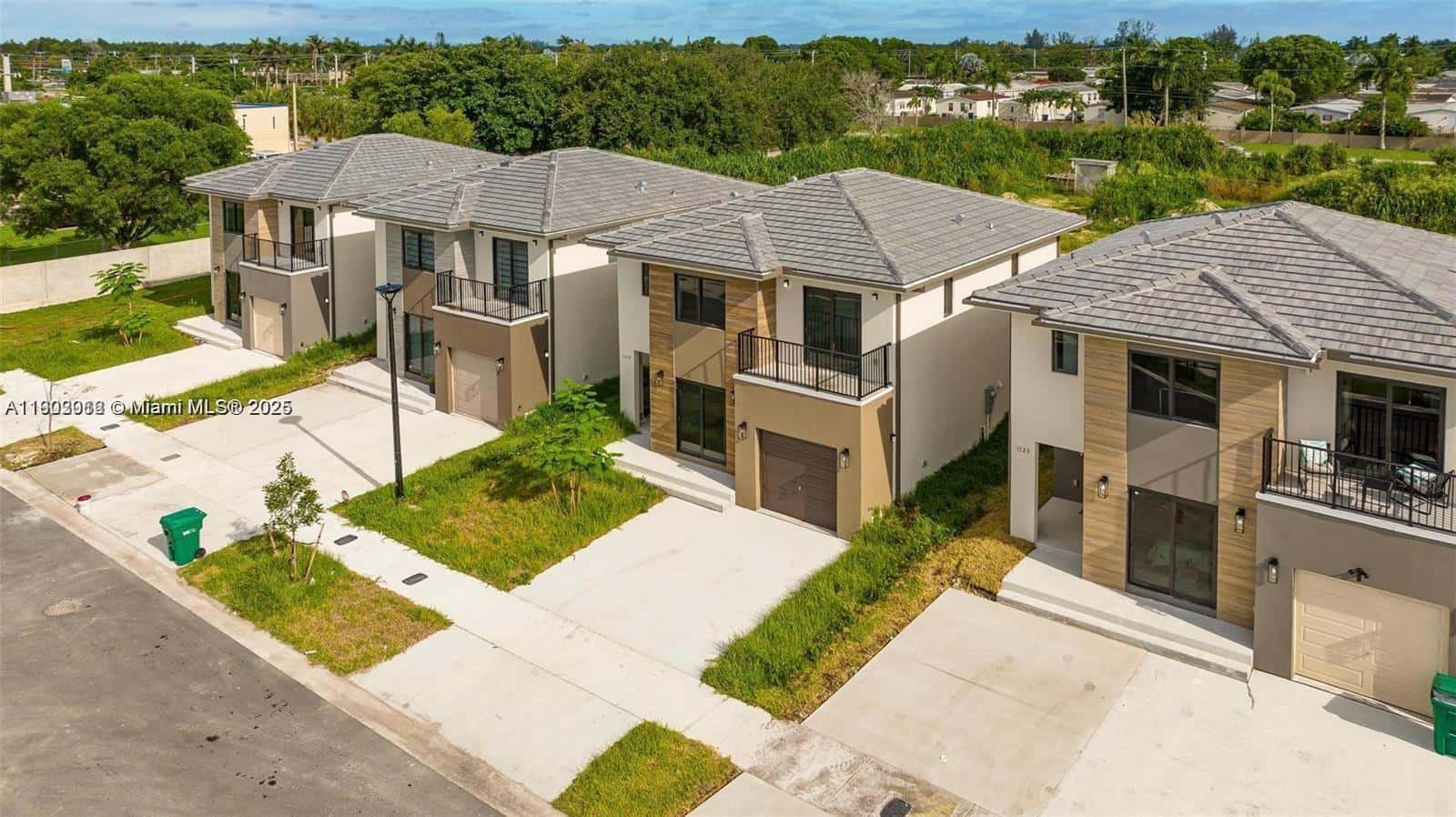 1119 NW 1st St, Florida City FL 33034