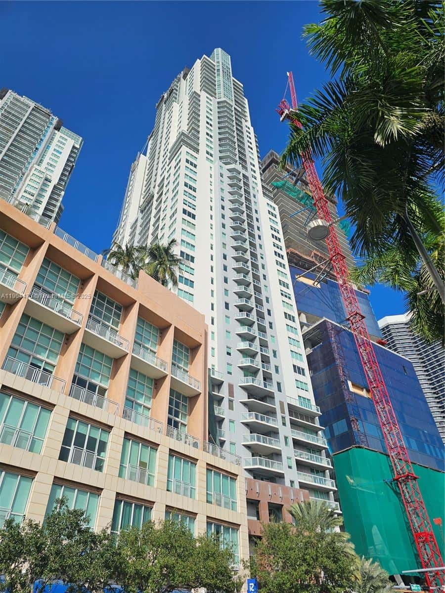 244 Biscayne Blvd # 908, Miami FL 33132