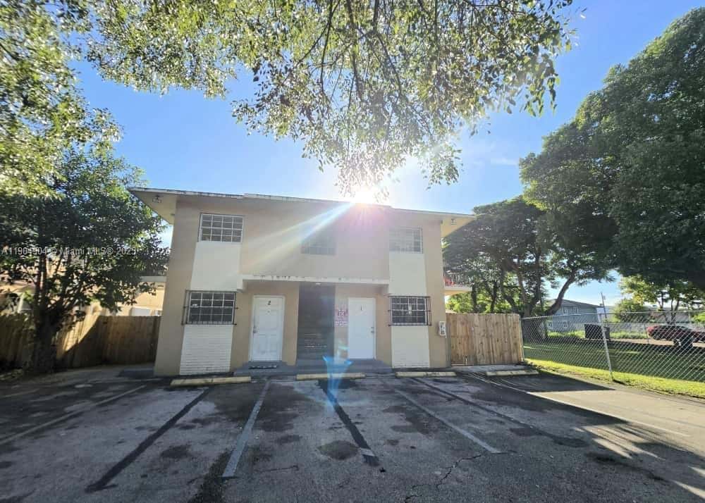 2835 NW 22nd Ave, Miami FL 33142