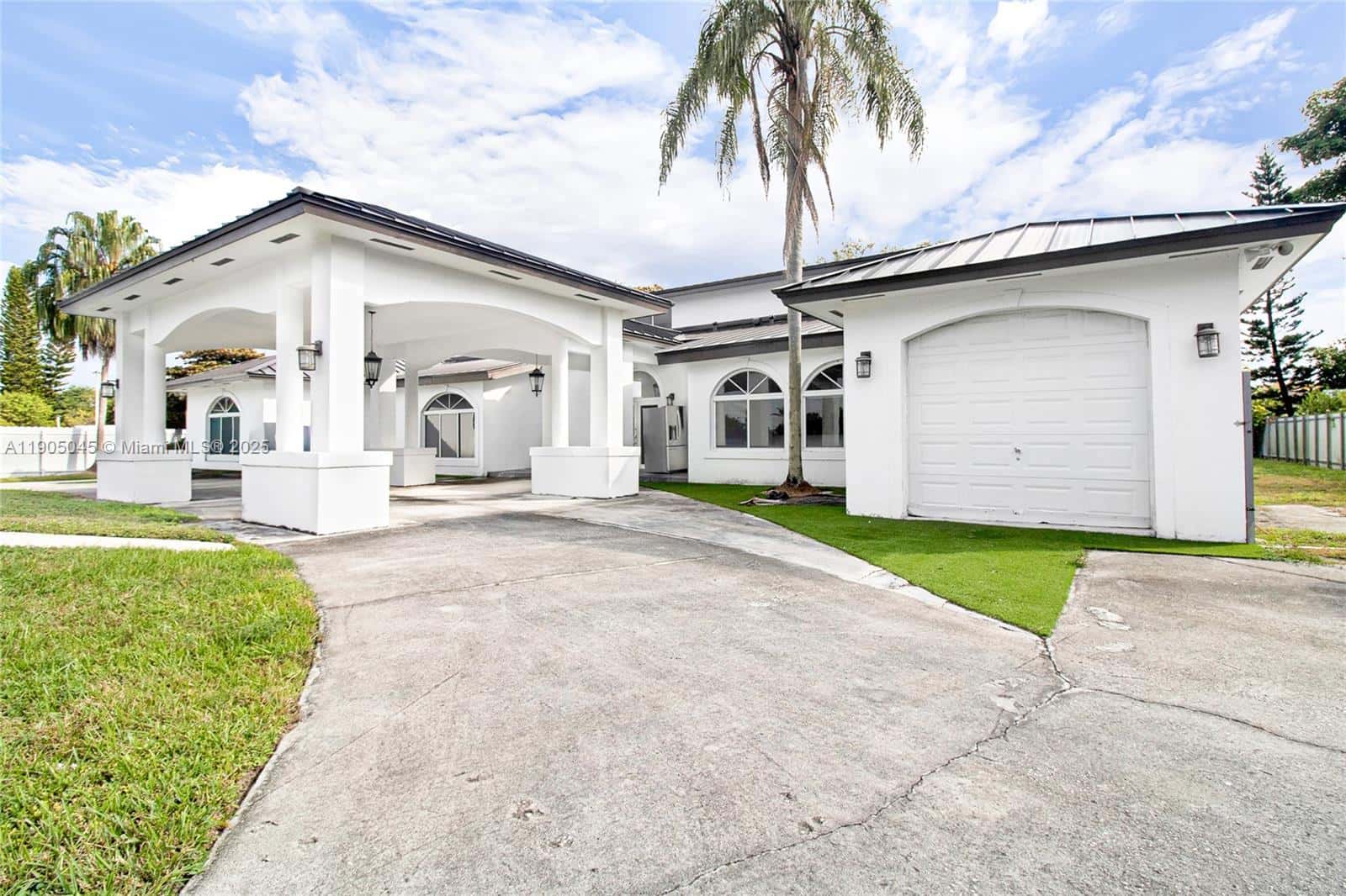 425 SW 129th Ave # 0, Miami FL 33184