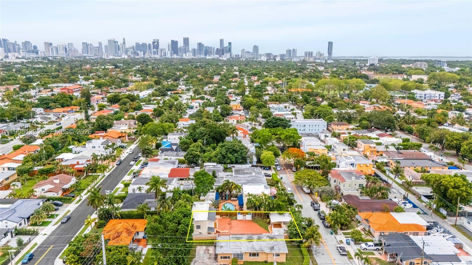 2385 SW 17th St, Miami FL 33145