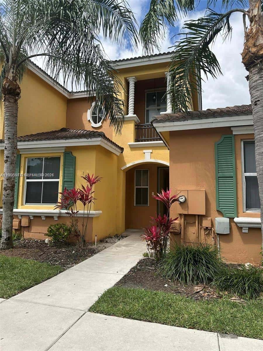 1040 NE 42nd Pl, Homestead FL 33033