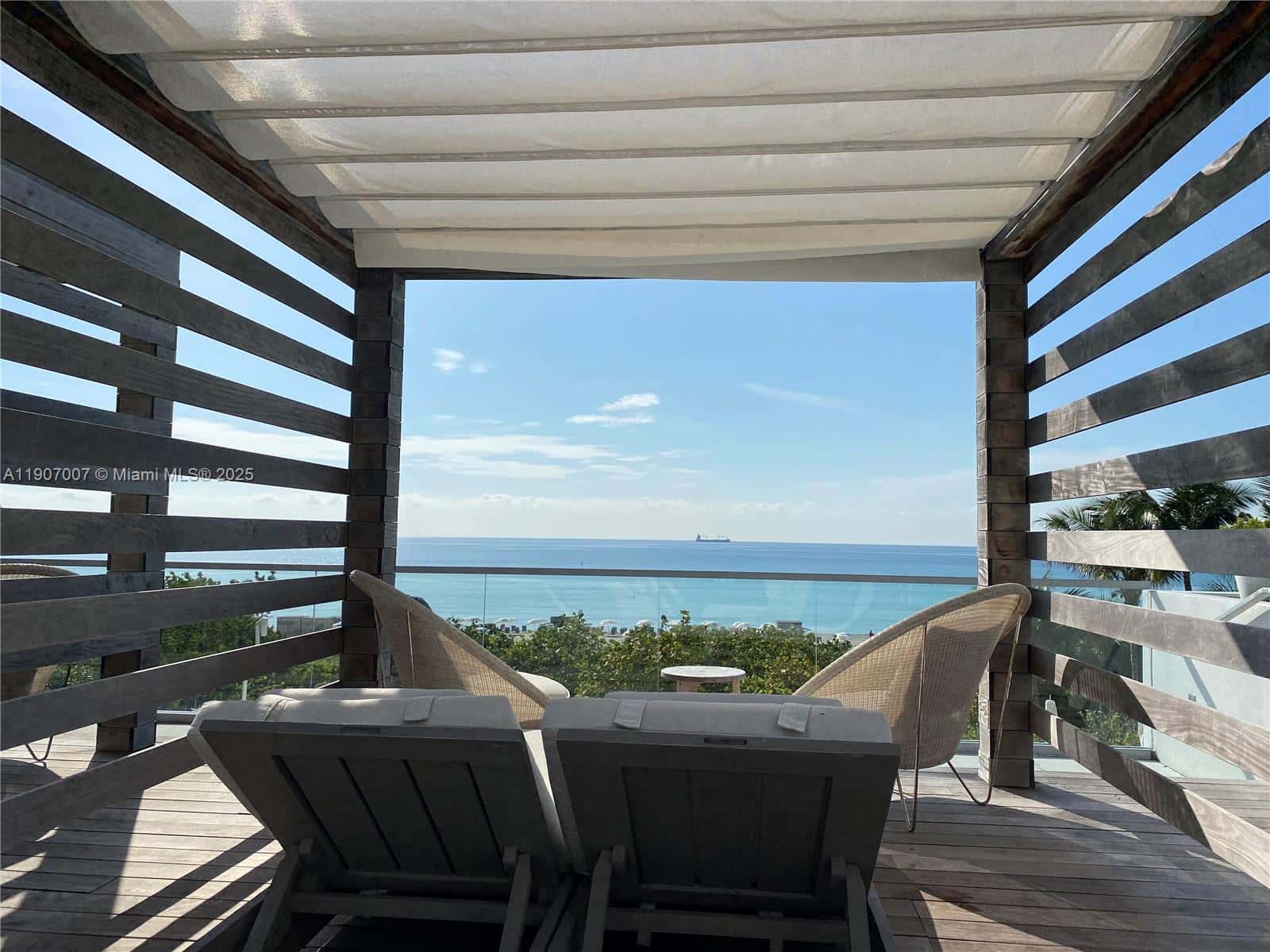 2301 COLLINS AV # 737, Miami Beach FL 33139