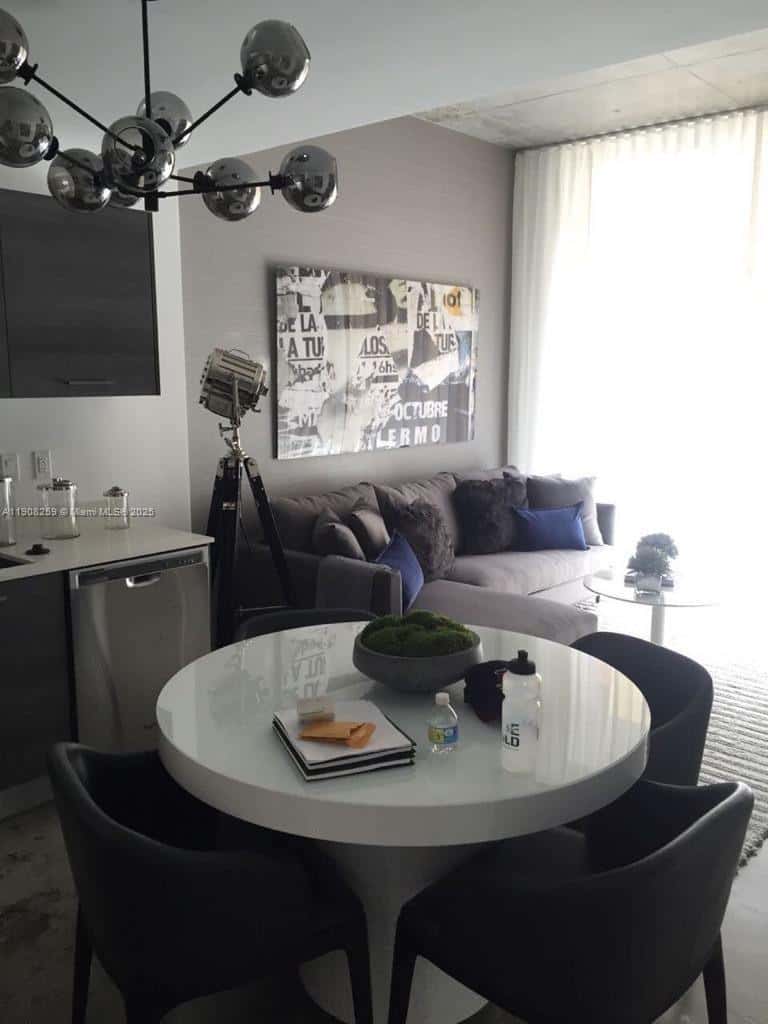 151 SE 1st St # 903, Miami FL 33131