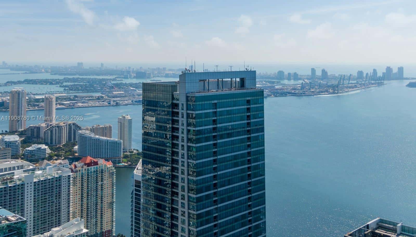 1425 Brickell Ave # 65C, Miami FL 33131