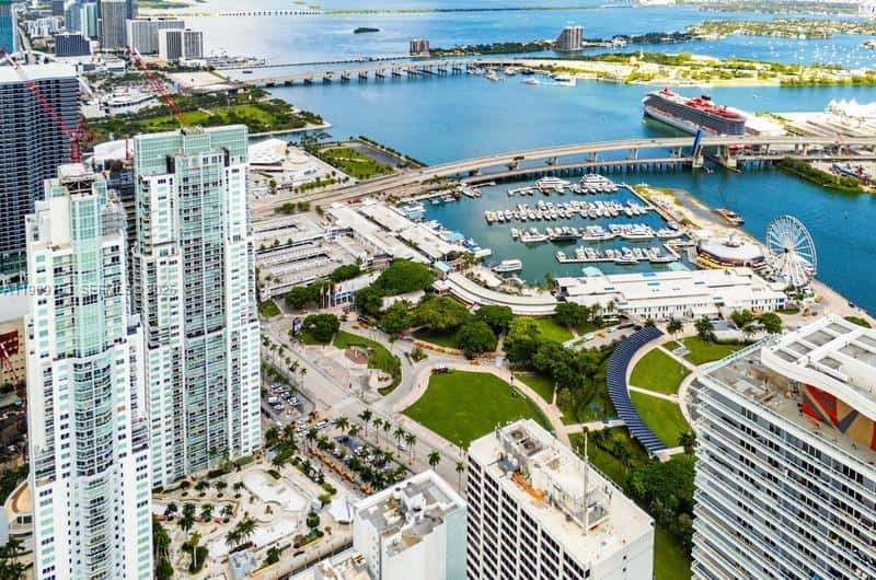 253 NE 2nd St # 219, Miami FL 33132