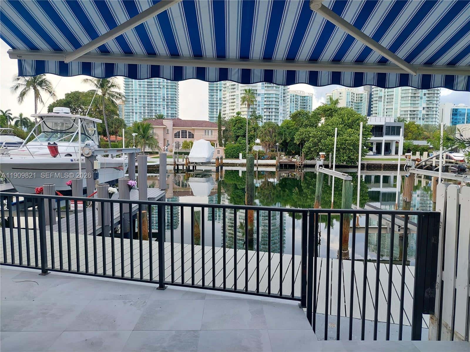 255 Poinciana Dr # 605, Sunny Isles Beach FL 33160
