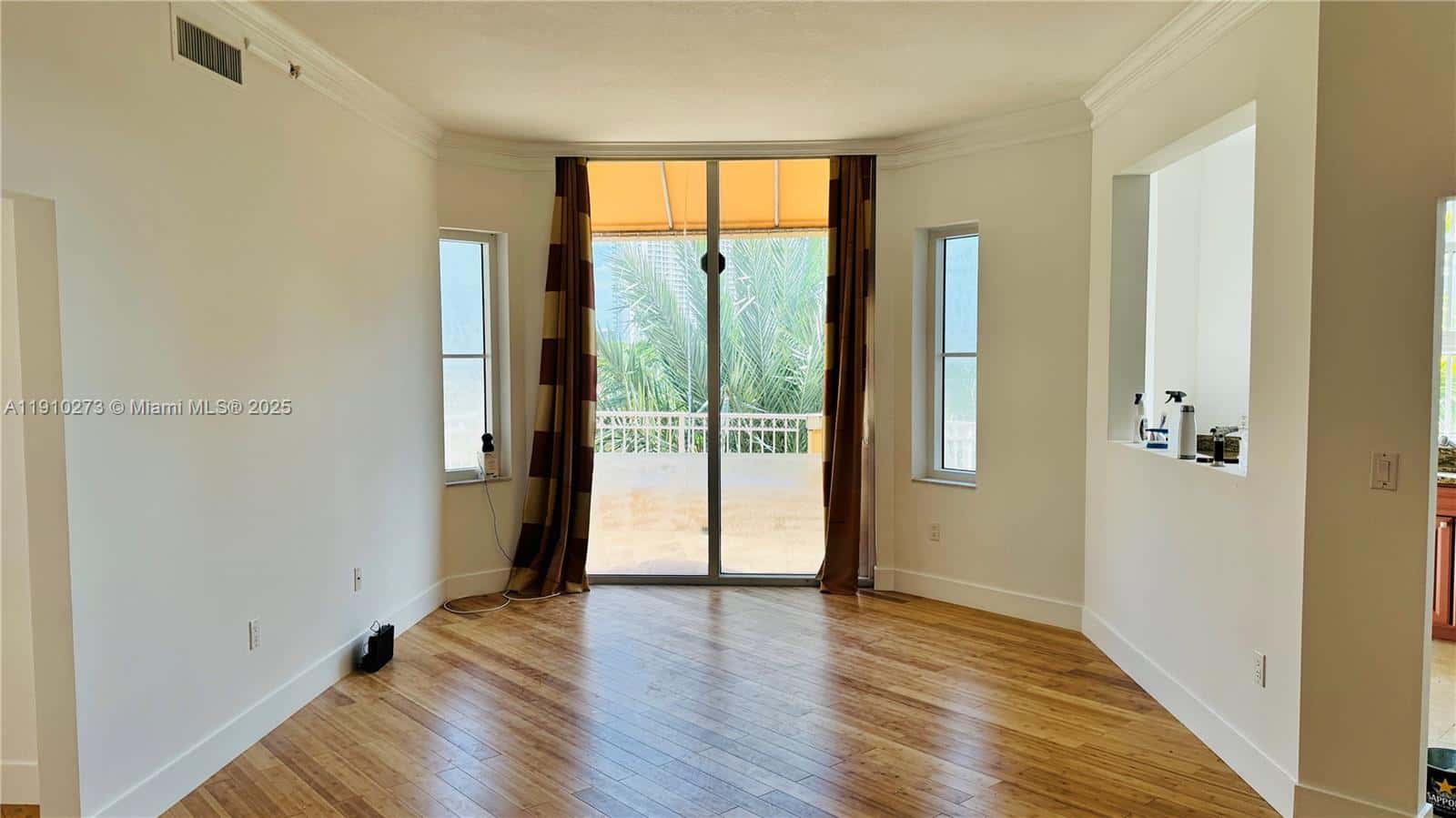 3001 NE 185th St # 431, Aventura FL 33180