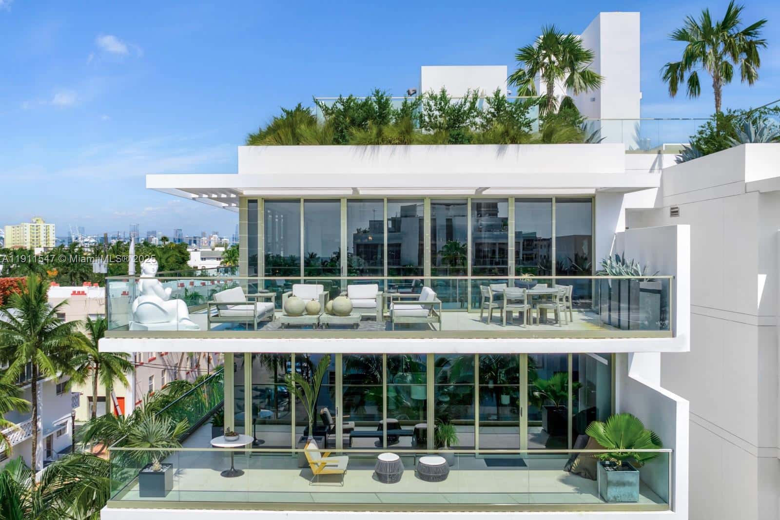300 Collins Ave, Miami Beach FL 33139