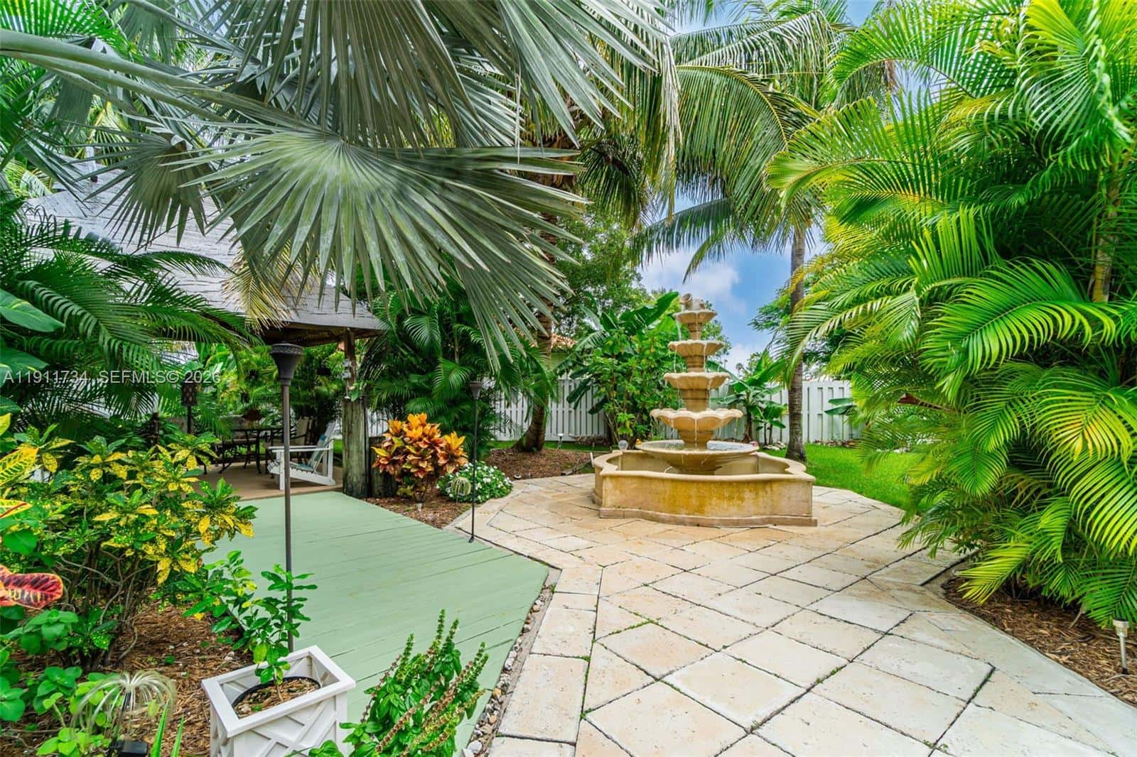 12743 SW 220th St, Miami FL 33170