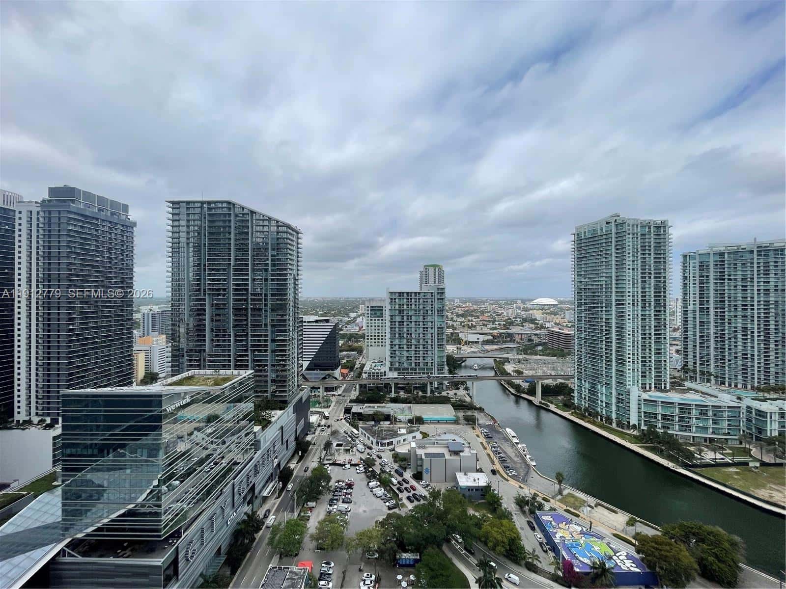 68 SE 6th St # 3806, Miami FL 33131