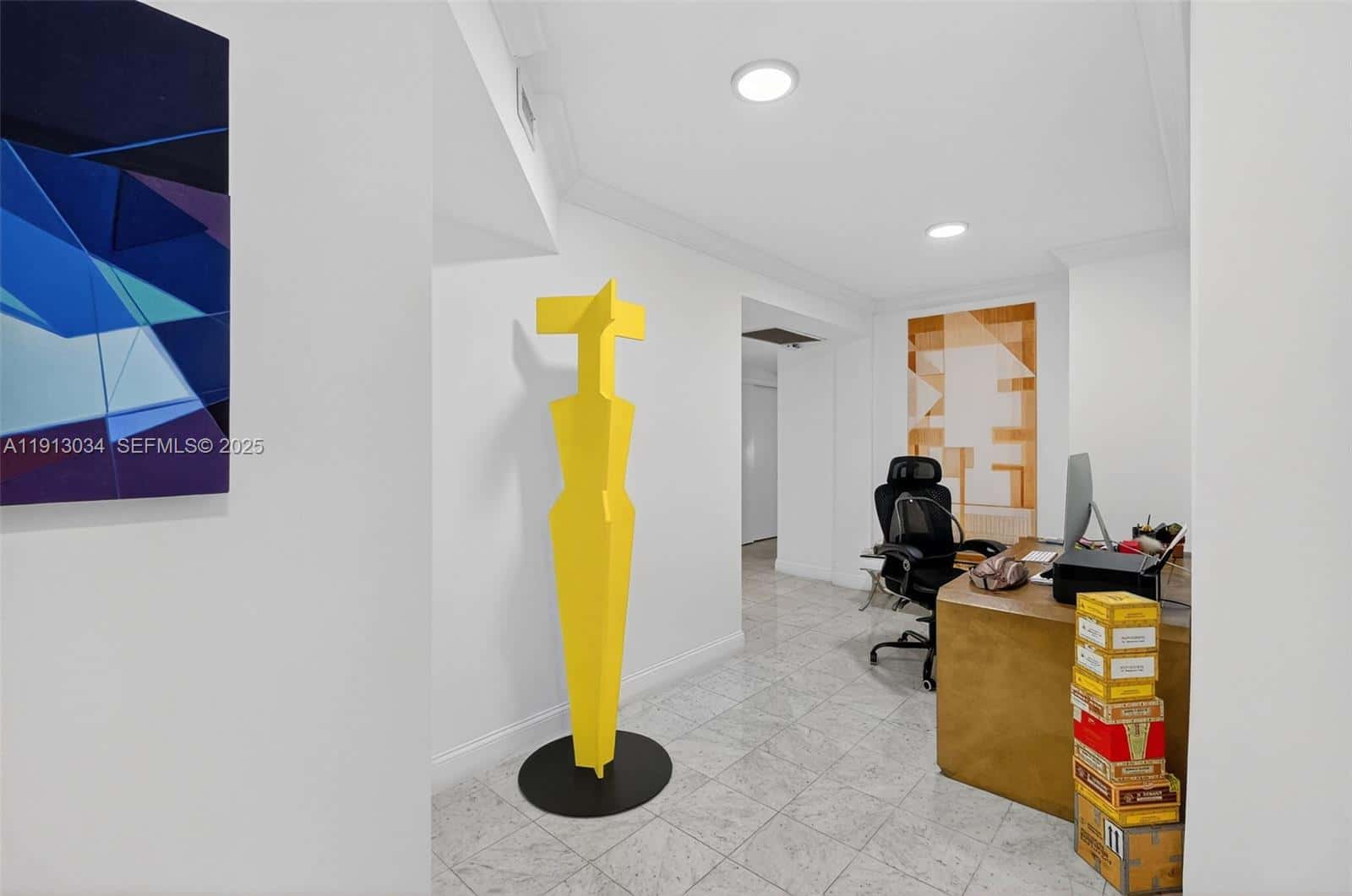 181 Crandon Blvd # 106, Key Biscayne FL 33149