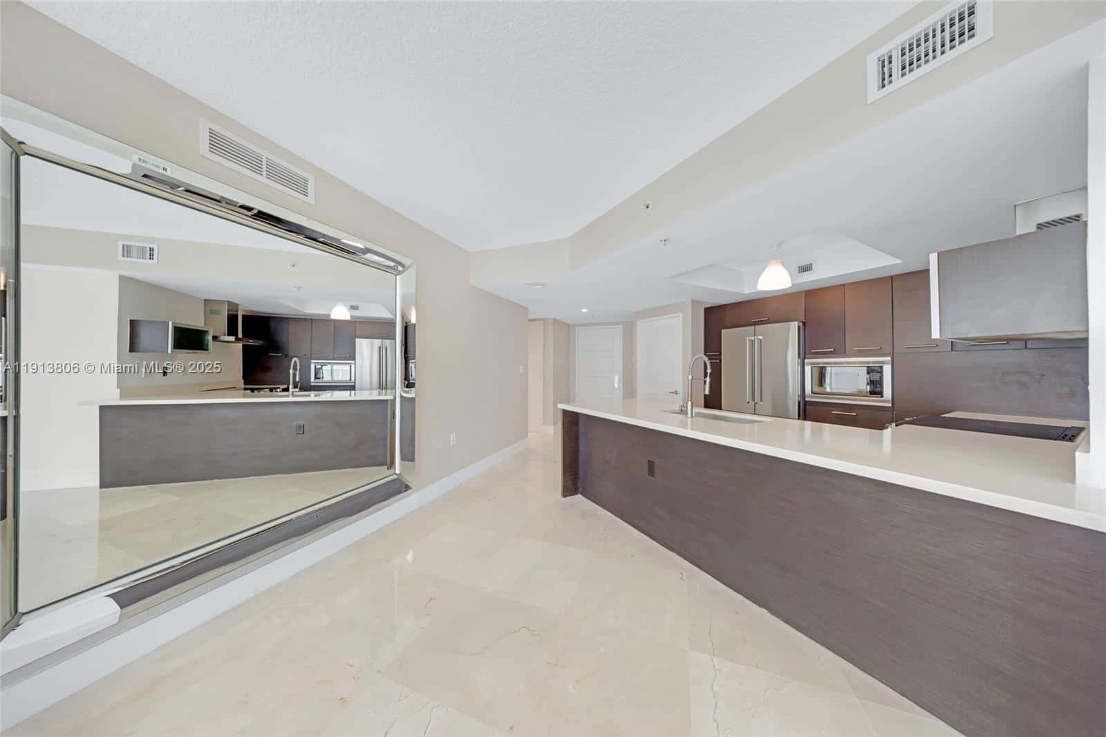 150 Sunny Isles Blvd # 601, Sunny Isles Beach FL 33160