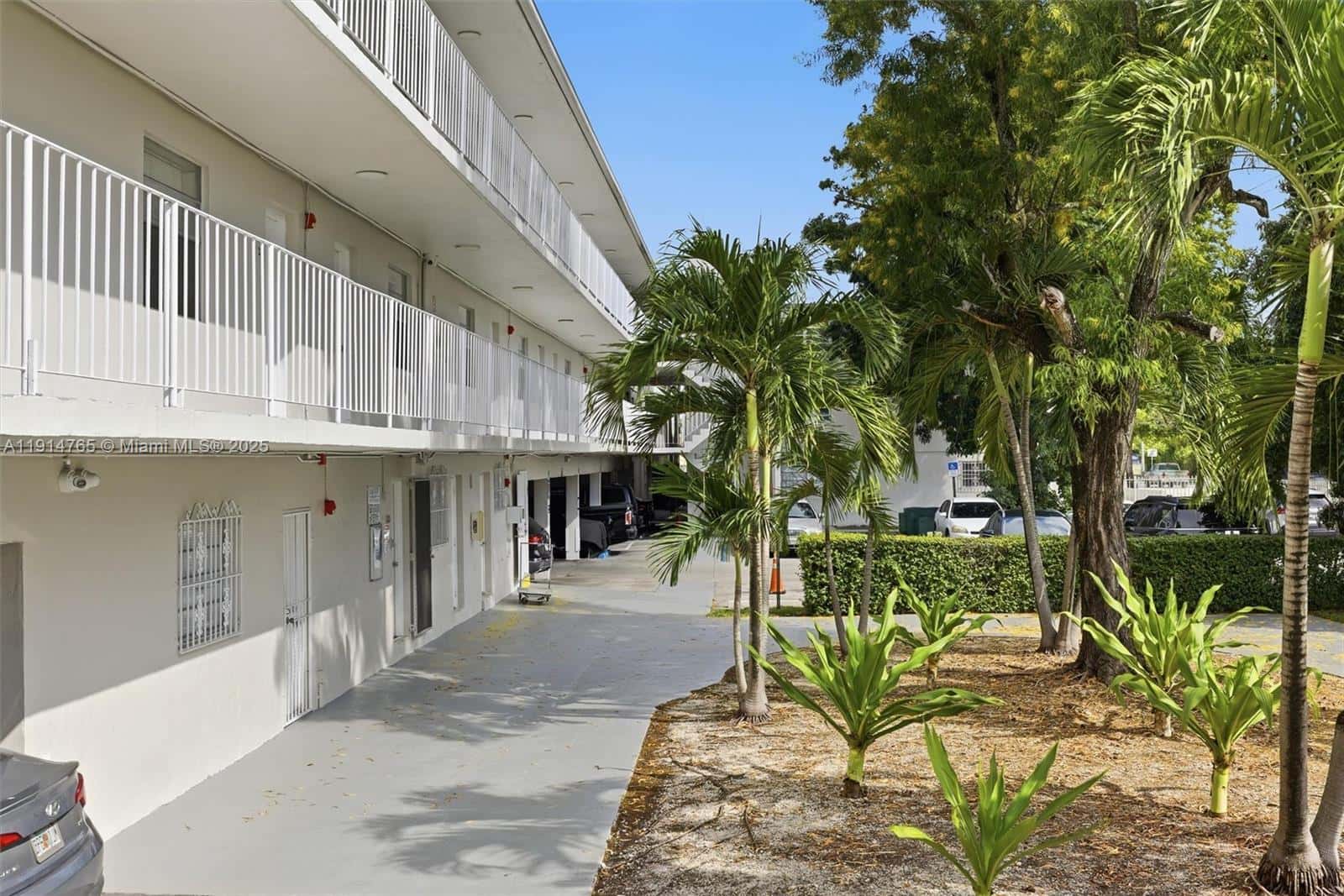 2405 NW 135th St # 228, Opa-Locka FL 33167