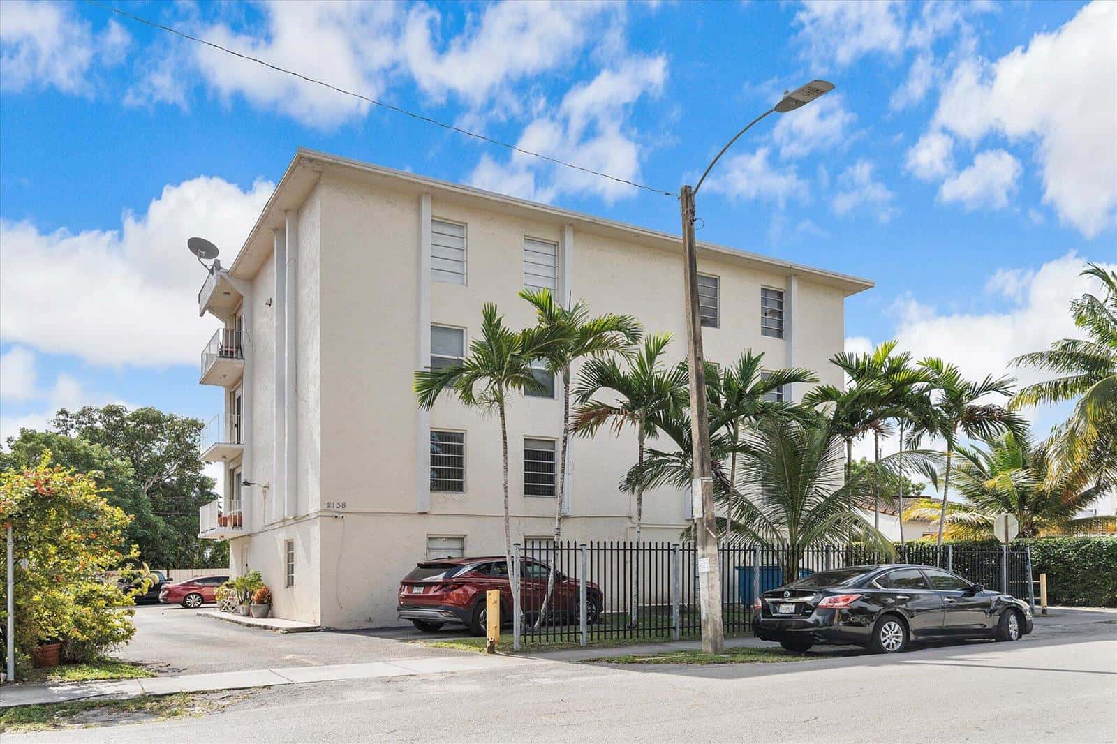 2138 SW 6th Street # 301, Miami FL 33135