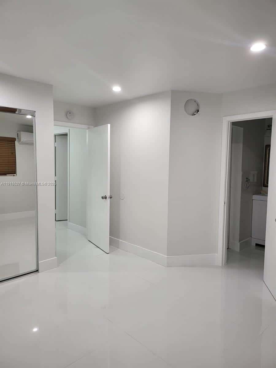 9375 SW 40th Ter # 203, Miami FL 33165