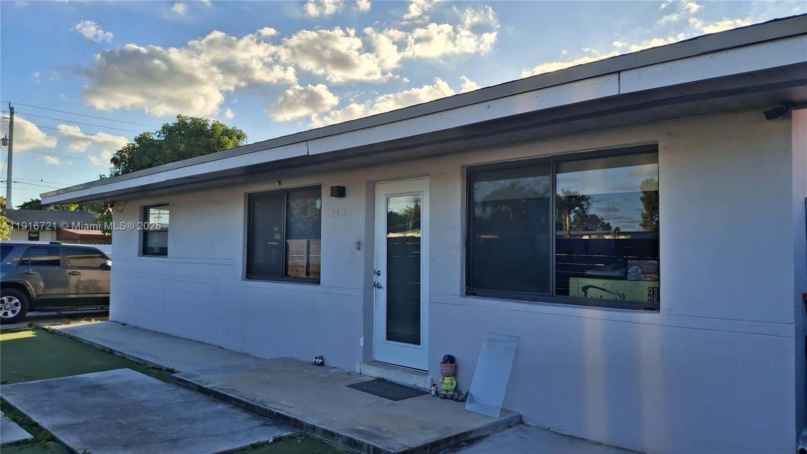 3510 NW 33rd Ave, Miami FL 33142