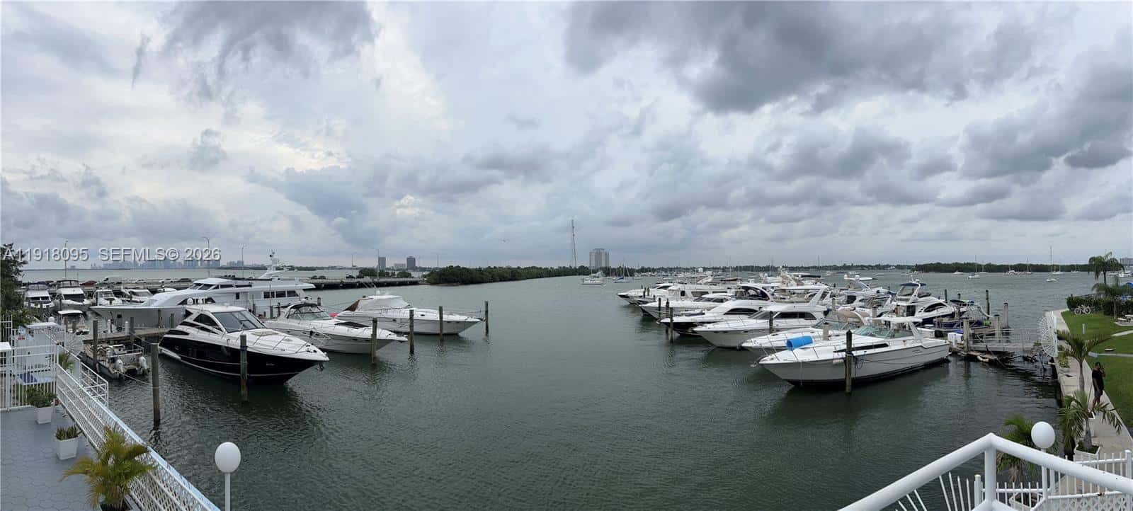 7904 West Dr # 111, North Bay Village FL 33141