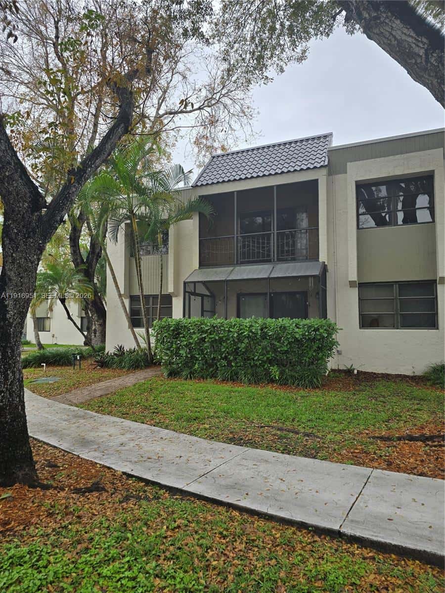 7925 SW 104th St # 201E, Miami FL 33156