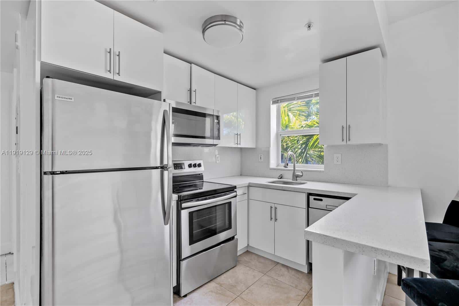 1542 Drexel Ave # 306, Miami Beach FL 33139