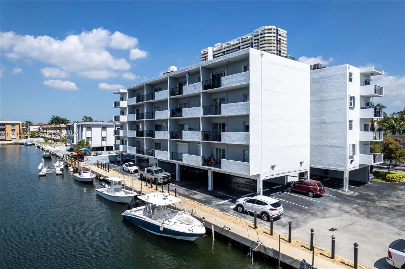 3642 NE 171st St # 405, North Miami Beach FL 33160