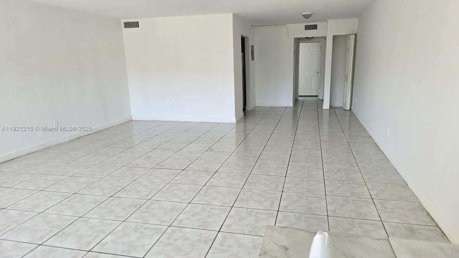 1885 NE 121st St # 17, North Miami FL 33181