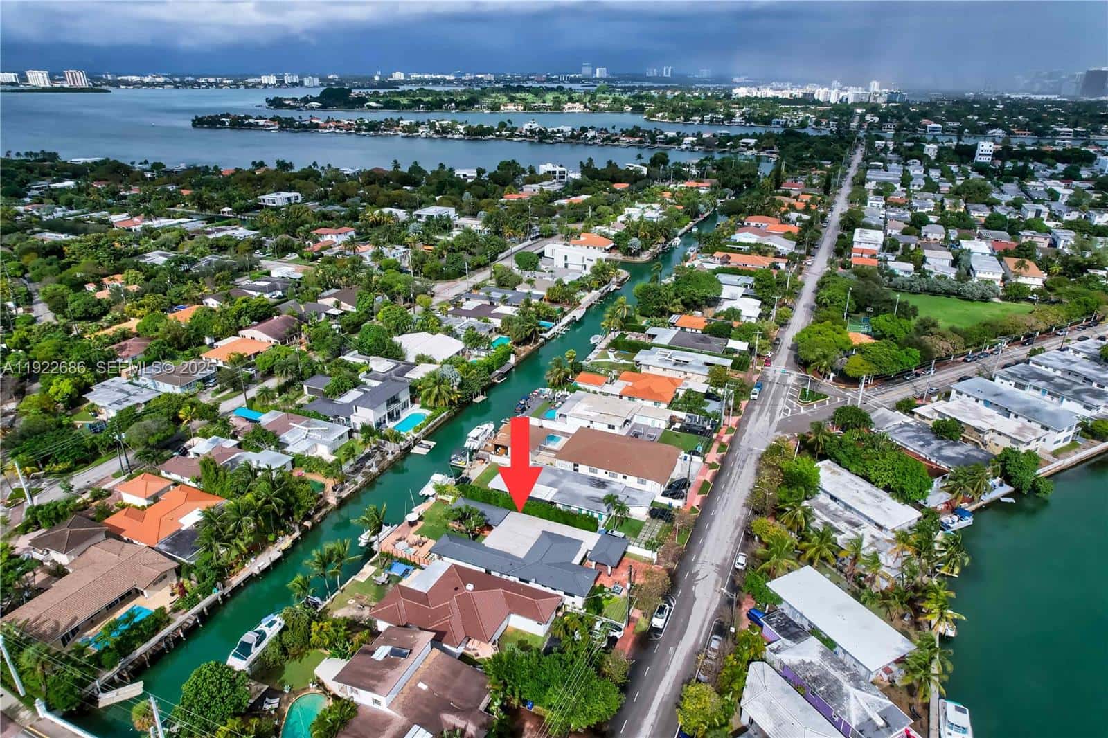 7724 Hawthorne Ave, Miami Beach FL 33141