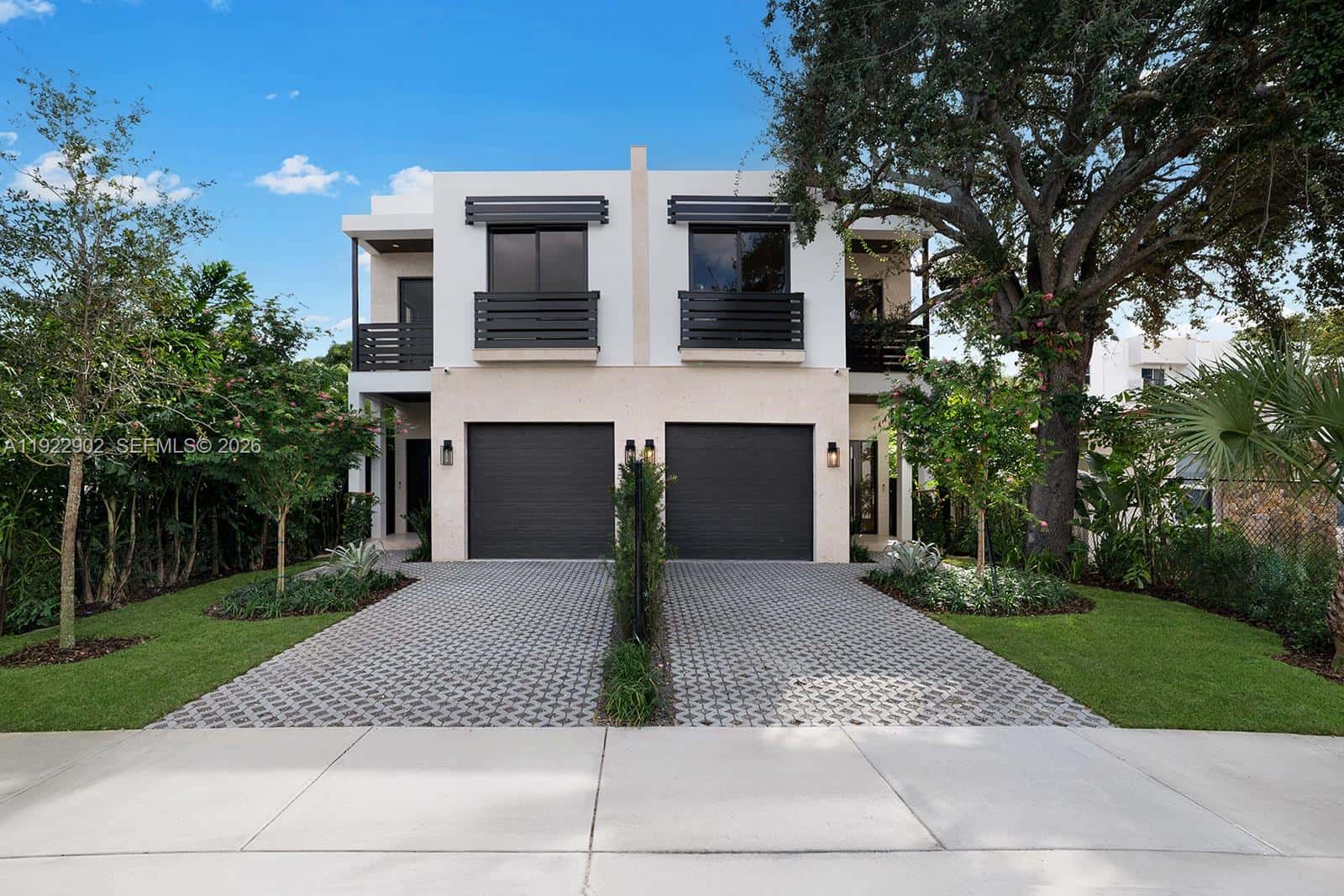 2610 SW 17th St, Miami FL 33145