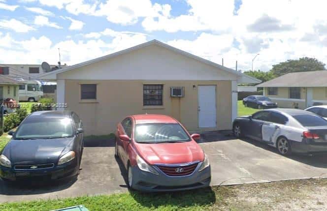 2416 NW 79th Ter, Miami FL 33147