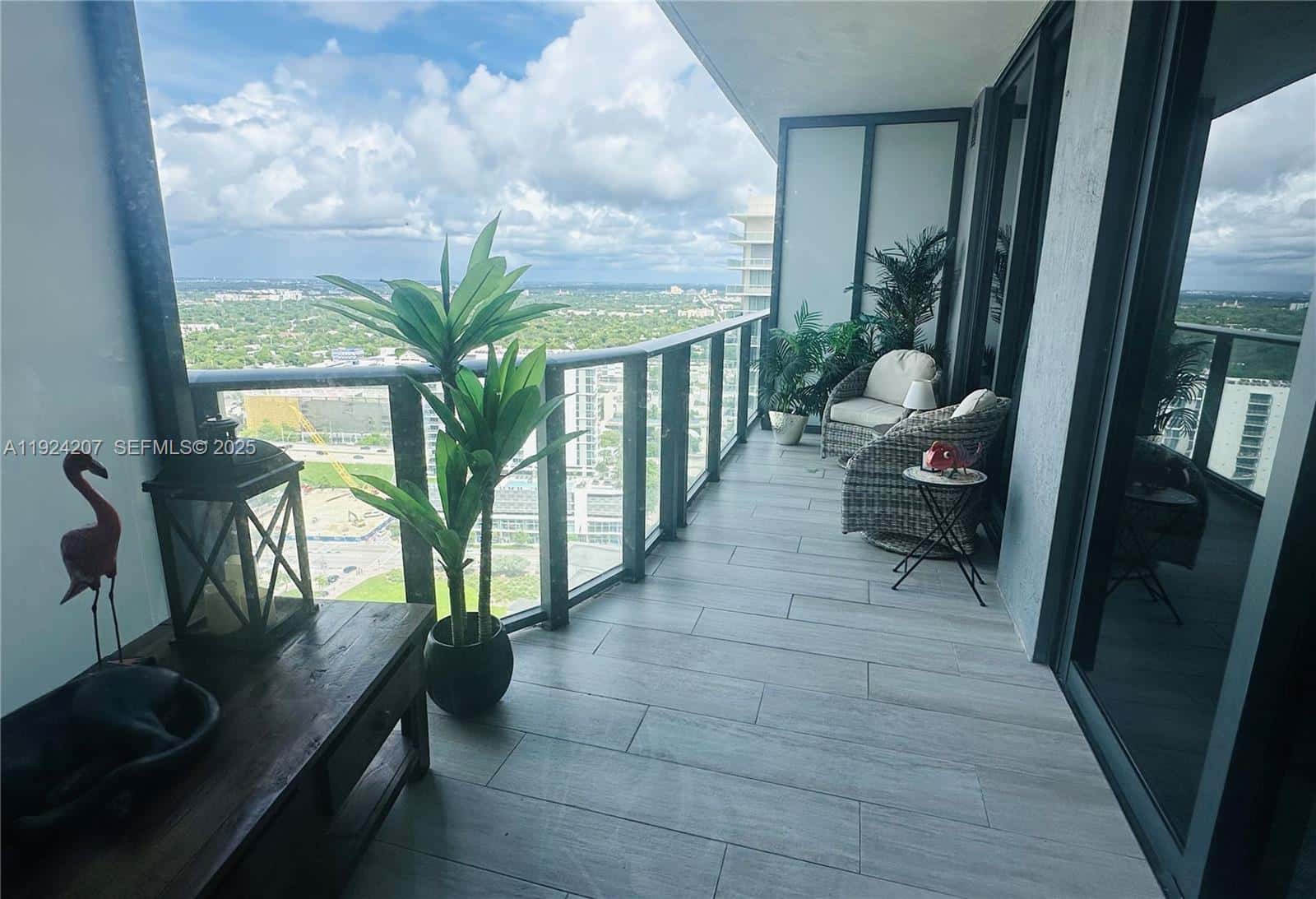 121 NE 34th St # 3014, Miami FL 33137
