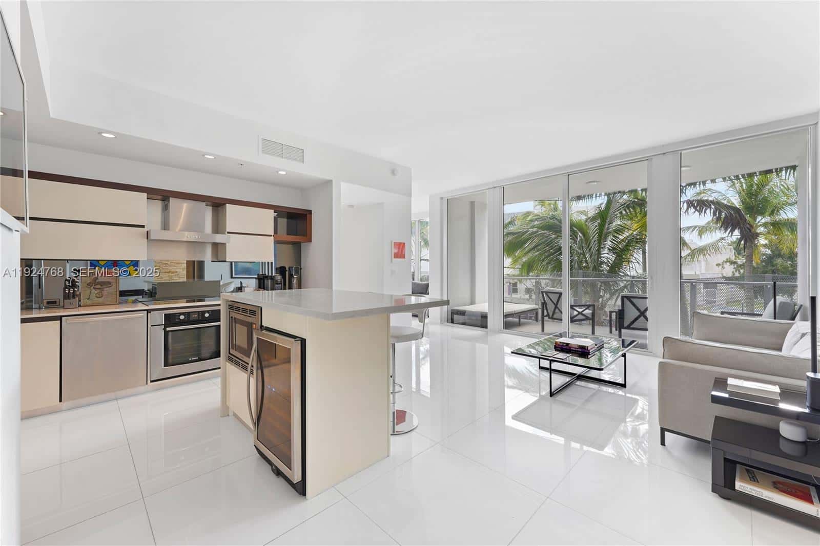 2100 Park Ave # 201, Miami Beach FL 33139