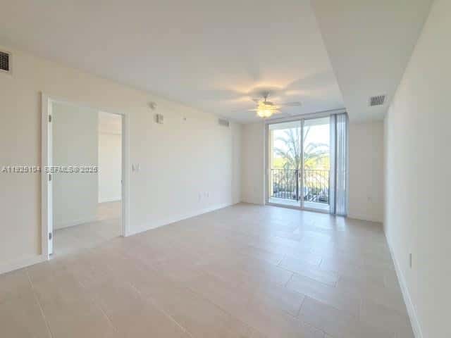 11239 NW 4th Ter # 205, Sweetwater FL 33172