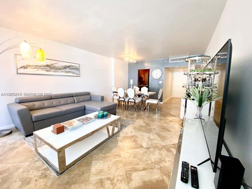 100 Lincoln Rd # 608, Miami Beach FL 33139