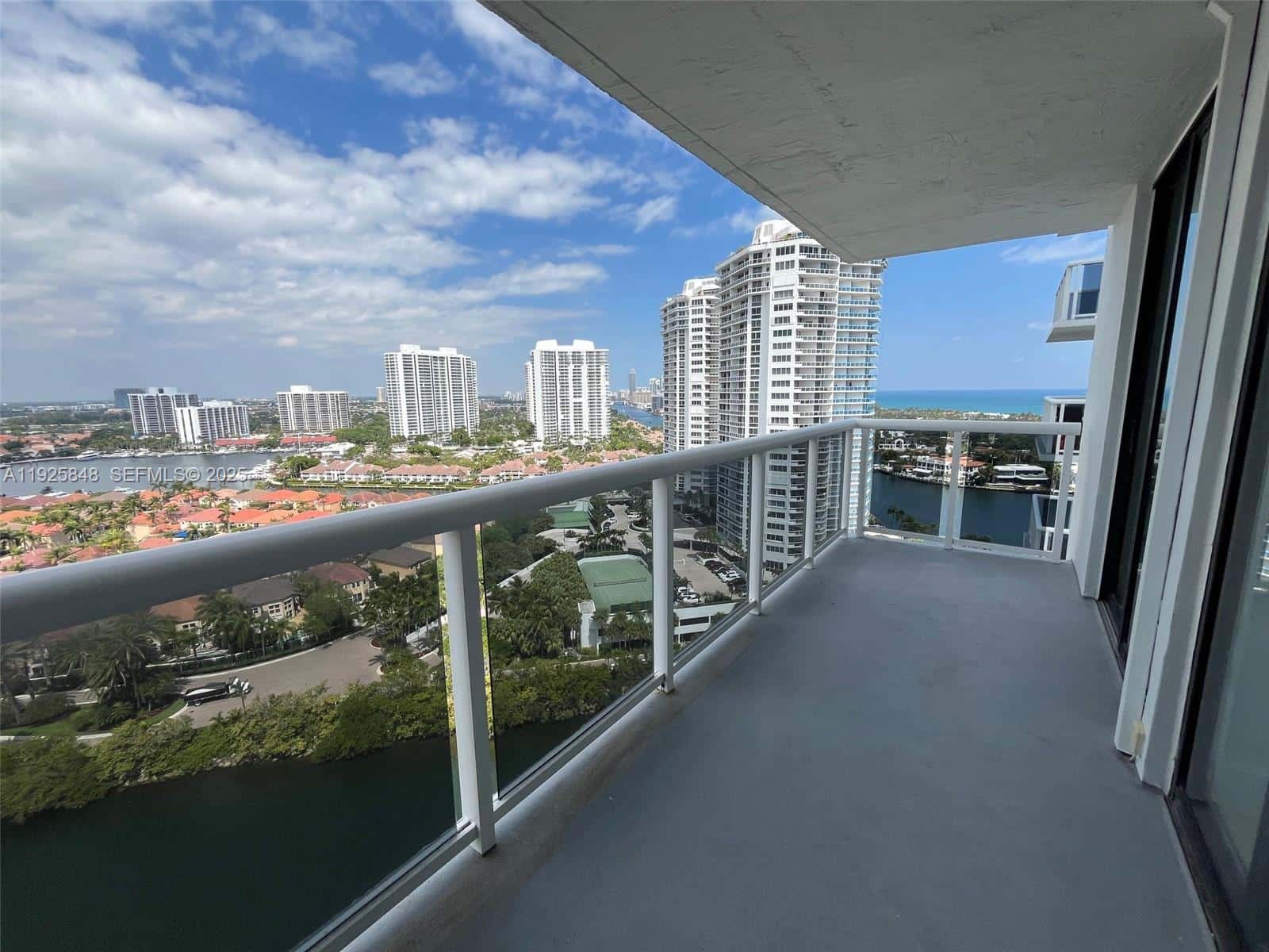 20505 E Country Club Dr # 2132, Aventura FL 33180