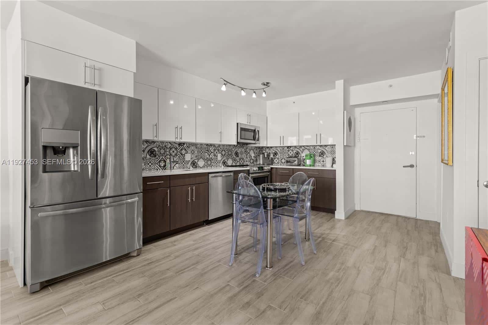 100 Lincoln Rd # 643, Miami Beach FL 33139