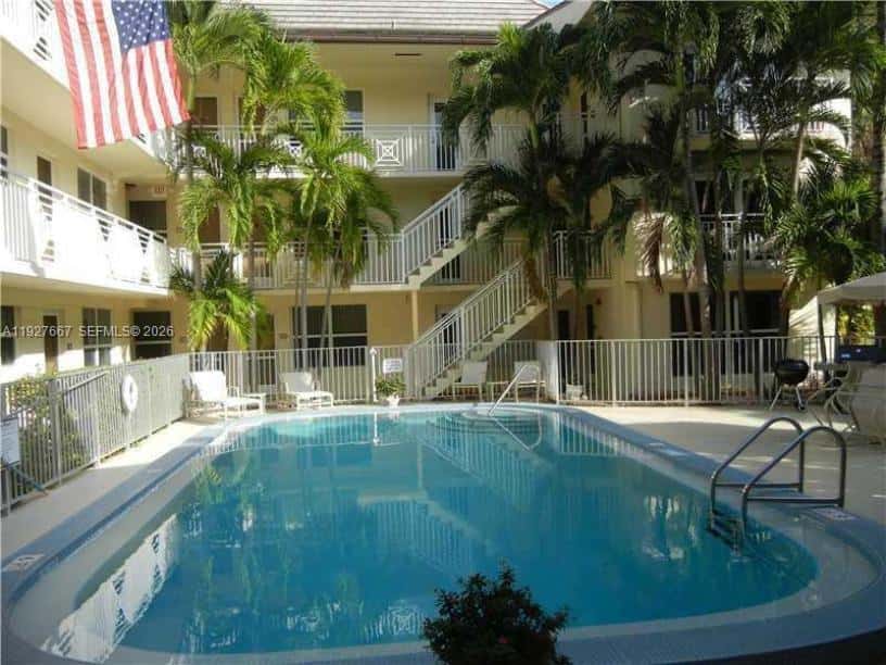 255 Sunrise Dr # 103, Key Biscayne FL 33149